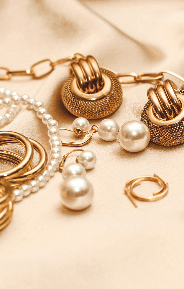 gold accessories with pearls